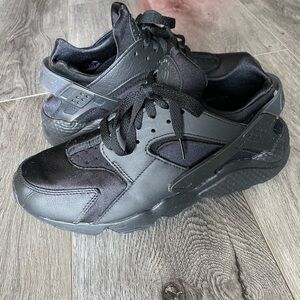 Men’s Nike Huaraches
